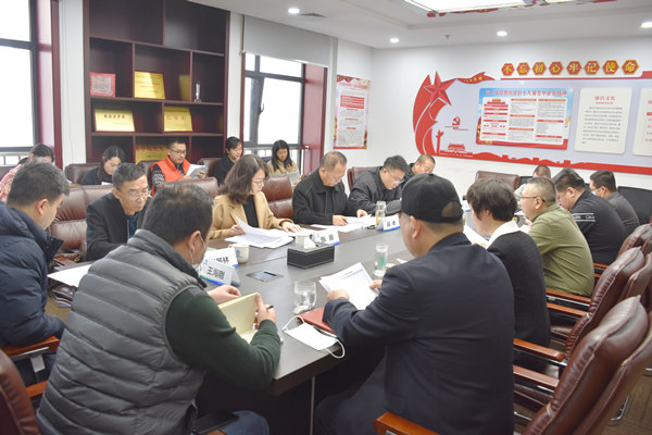 1637288071930329uWWs.jpg 顾峰到园区开发公司_副本.jpg