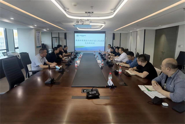 16518930764207217dzj.jpg 罗威.jpg