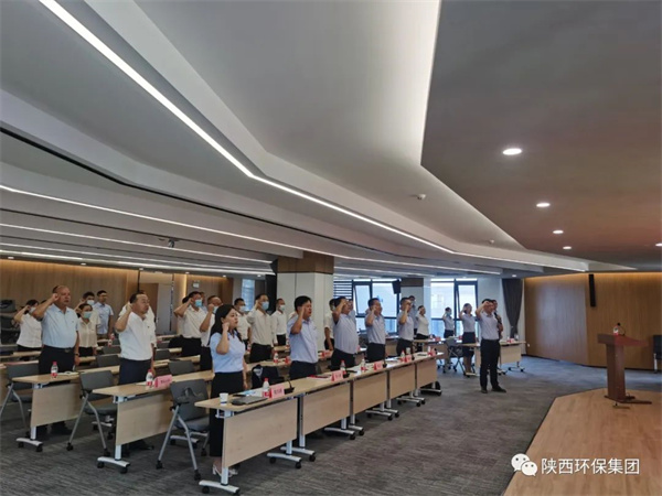 1656903146198771Gwni.jpg 党日三秦.jpg